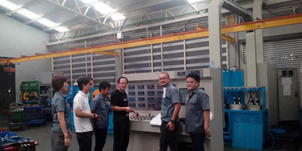 hydraulic test bench